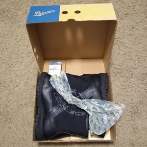 NWT Danner Acadia steel toe boots